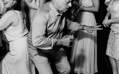 ¿Y si vuestra boda no necesita más cosas, sino mejores momentos?